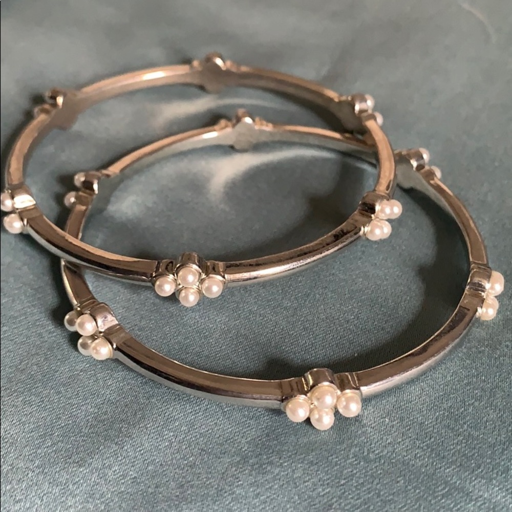 Silver and accent pearl bracelet set - Picture 3 of 5